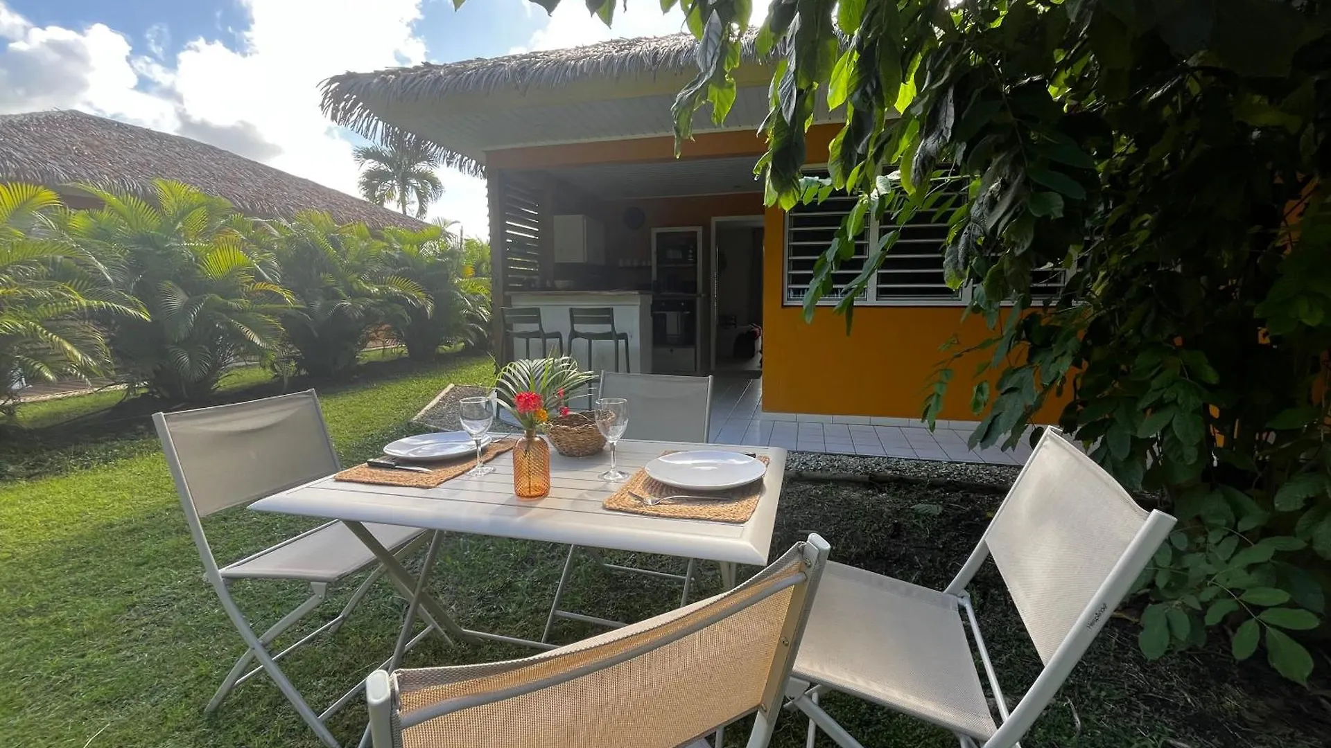 Manbana 322 Apartment Grand-Bourg